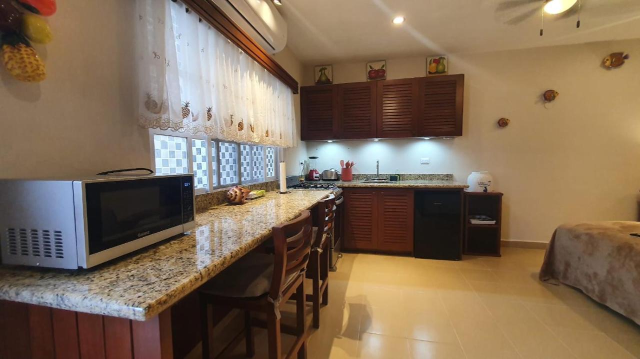 Coralito Malecon Luxury Studio Исла-Мухерес Экстерьер фото